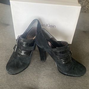 Calvin Klein “January Kid” Black Suede/Crocodile Buckle Detail Heels Size 7